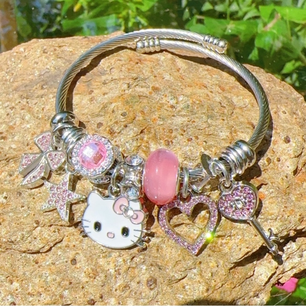 Hello kitty bracelet adjustable
